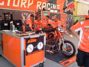 TEAMKTM.jpg