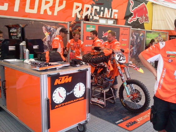 TEAMKTM.jpg